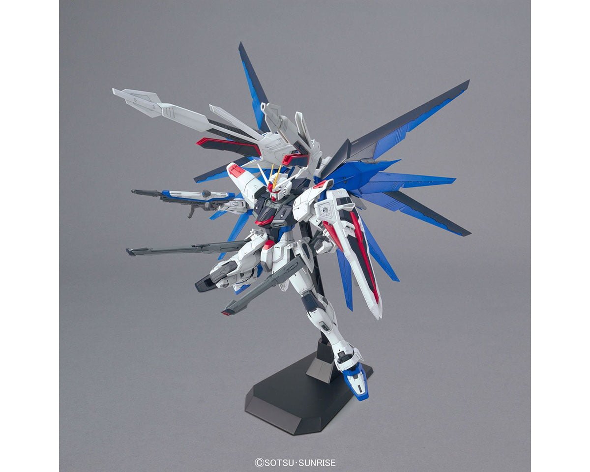 Gunpla MG 1/100 - Freedom Gundam Ver. 2.0 - MEKA NEKO