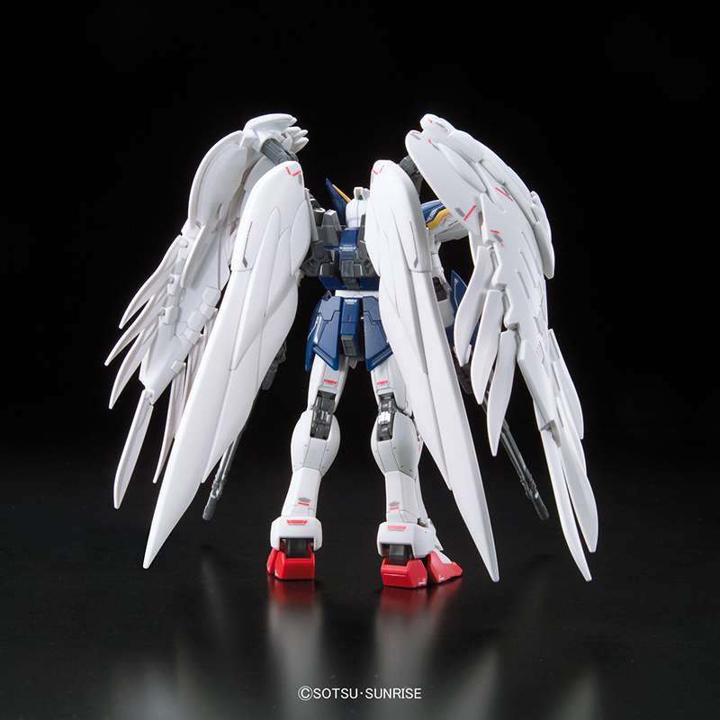 Gunpla RG 1/144 - 017 Wing Gundam Zero Endless Waltz