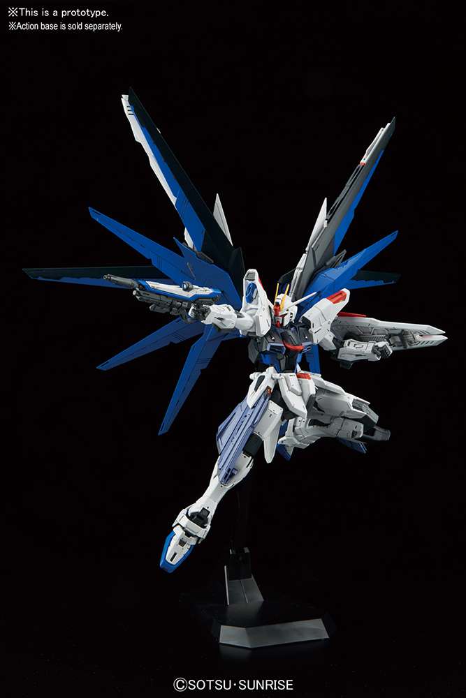 Gunpla MG 1/100 - Freedom Gundam Ver. 2.0