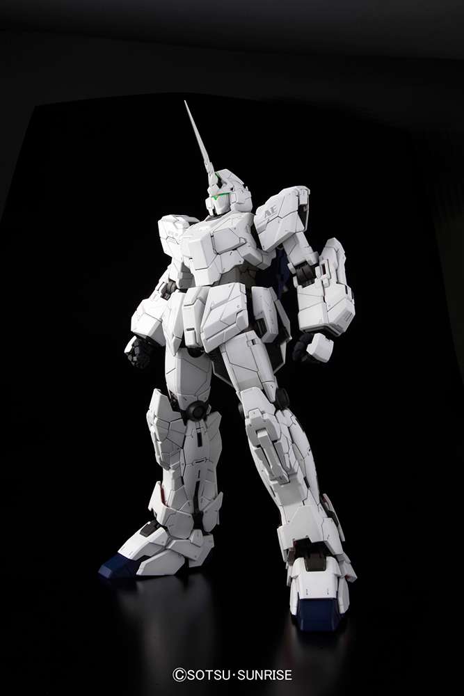 Gunpla PG 1/60 Gundam Unicorn RX-0