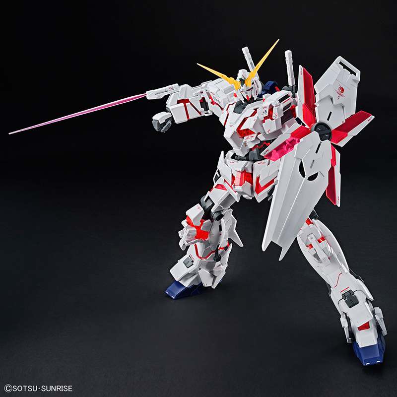 Gunpla Megasize 1/48 Gundam Unicorn Destroy Mode